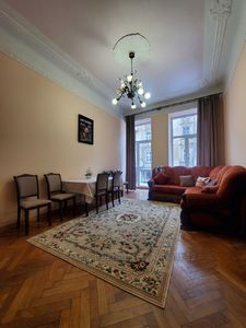 Rent an apartment, Austrian luxury, Lichakivska-vul, 36, Lviv, Lichakivskiy district, id 4412408