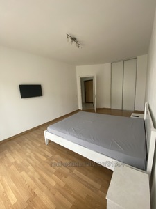 Rent an apartment, Ugorska-vul, Lviv, Sikhivskiy district, id 4735975
