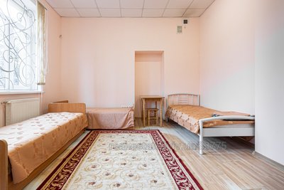 Rent an apartment, Mansion, Nezalezhnosti-Ukrayini-vul, Bryukhovichi, Lvivska_miskrada district, id 4707306