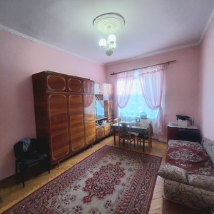 Buy an apartment, Building of the old city, Shpitalna-vul, Lviv, Galickiy district, id 4905368