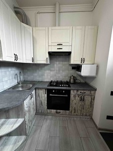 Buy an apartment, Khmelnickogo-B-vul, Lviv, Shevchenkivskiy district, id 4344642