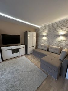 Rent an apartment, Lipinskogo-V-vul, Lviv, Shevchenkivskiy district, id 4588755
