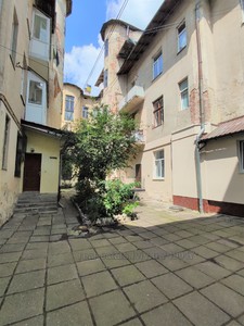 Buy an apartment, Austrian, Doroshenka-P-vul, Lviv, Galickiy district, id 4664982