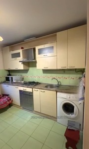 Rent an apartment, Czekh, Lipinskogo-V-vul, Lviv, Shevchenkivskiy district, id 4761457