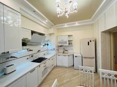 Rent an apartment, Sadova-vul, Lviv, Frankivskiy district, id 4700381