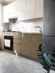 Rent an apartment, Czekh, Troleybusna-vul, Lviv, Frankivskiy district, id 4887101