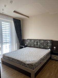 Rent an apartment, Striyska-vul, Lviv, Frankivskiy district, id 3764327