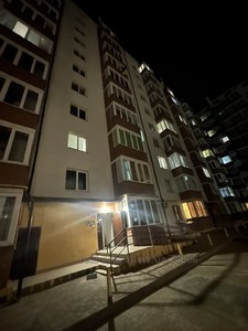 Buy an apartment, Velichkovskogo-I-vul, Lviv, Shevchenkivskiy district, id 4791518