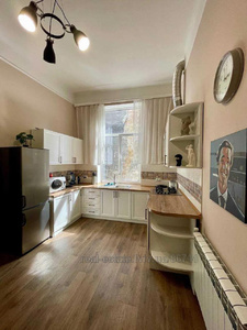 Buy an apartment, Austrian, Ogiyenka-I-vul, Lviv, Galickiy district, id 5018298