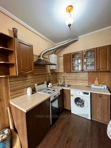 Rent an apartment, Building of the old city, Khmelnickogo-B-vul, Lviv, Shevchenkivskiy district, id 5090684