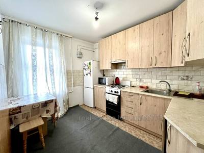 Rent an apartment, Czekh, Yaroshinskoyi-Ye-vul, Lviv, Lichakivskiy district, id 4674588