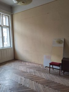 Buy an apartment, Austrian, Zarickikh-vul, Lviv, Galickiy district, id 4742979