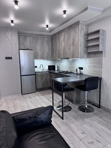 Buy an apartment, Lipinskogo-V-vul, Lviv, Shevchenkivskiy district, id 5140693