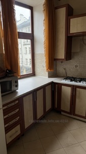 Buy an apartment, Building of the old city, Khmelnickogo-B-vul, Lviv, Galickiy district, id 4852017