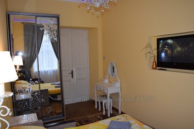 Rent an apartment, Austrian, Perova-V-vul, Lviv, Zaliznichniy district, id 5135829