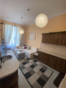 Rent an apartment, Austrian, Khmelnickogo-B-vul, Lviv, Galickiy district, id 4726262