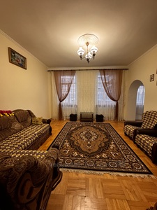 Rent an apartment, Building of the old city, Kulparkivska-vul, 64А, Lviv, Frankivskiy district, id 4895673