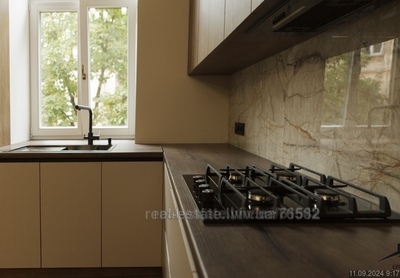 Rent an apartment, Austrian luxury, Lepkogo-B-vul, Lviv, Galickiy district, id 4911660