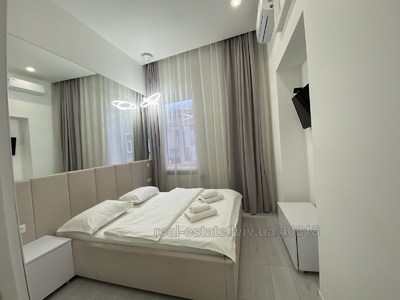 Buy an apartment, Austrian, Mencinskogo-M-vul, Lviv, Galickiy district, id 4727693