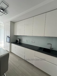 Rent an apartment, Chornovola-V-prosp, Lviv, Galickiy district, id 5014099