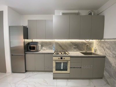 Rent an apartment, Polish, Romanickogo-B-vul, Lviv, Galickiy district, id 4729494