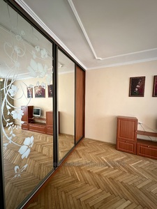 Rent an apartment, Polish suite, Chernigivska-vul, Lviv, Lichakivskiy district, id 5065185