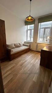 Rent an apartment, Kulisha-P-vul, Lviv, Galickiy district, id 4968356