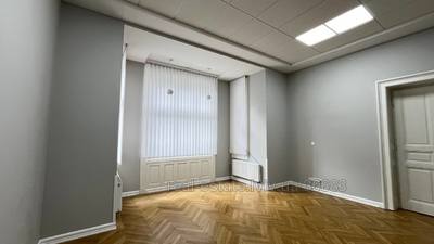 Commercial real estate for rent, Multifunction complex, Ogiyenka-I-vul, Lviv, Galickiy district, id 4795968