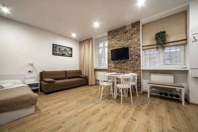 Rent an apartment, Austrian luxury, Rustaveli-Sh-vul, 18, Lviv, Galickiy district, id 4016042