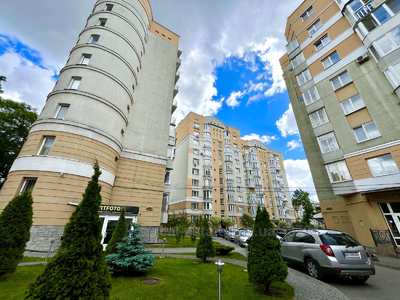 Buy an apartment, Yunakiva-M-gen-vul, Lviv, Galickiy district, id 4705709
