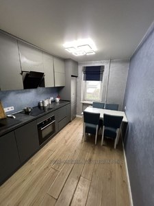 Rent an apartment, Czekh, Varshavska-vul, Lviv, Shevchenkivskiy district, id 4707725
