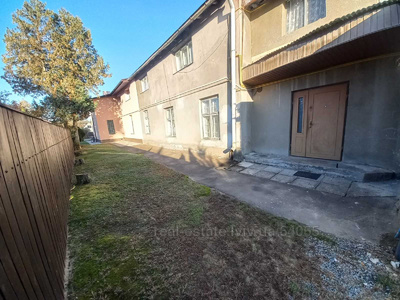 Buy an apartment, Building of the old city, Smolysta-Street, Bryukhovichi, Lvivska_miskrada district, id 4889440