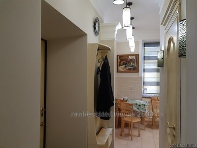 Rent an apartment, Austrian, Stariy-Rinok-pl, Lviv, Galickiy district, id 4710872
