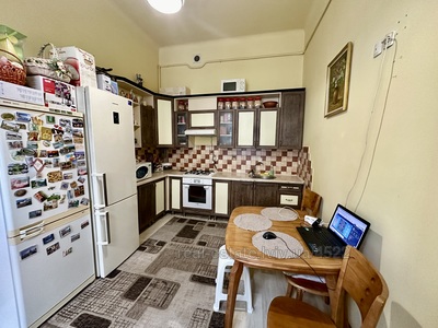 Buy an apartment, Building of the old city, Mechnikova-I-vul, Lviv, Lichakivskiy district, id 4708423
