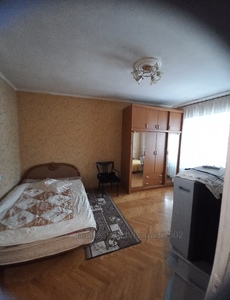 Rent an apartment, Hruschovka, Tarnavskogo-M-gen-vul, Lviv, Galickiy district, id 2177971