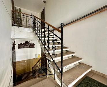 Buy an apartment, Austrian luxury, Kuchera-R-akad-vul, 4, Lviv, Shevchenkivskiy district, id 4671859