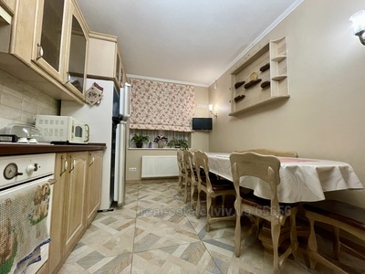 Rent a house, Mechnikova-I-vul, Lviv, Lichakivskiy district, id 5118310