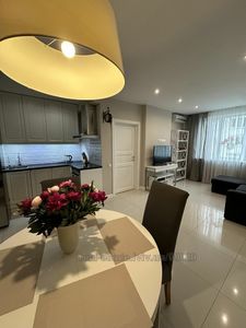 Rent an apartment, Czekh, Chornovola-V-prosp, Lviv, Shevchenkivskiy district, id 4639091