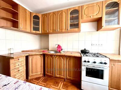 Rent an apartment, Czekh, Shafarika-P-vul, Lviv, Lichakivskiy district, id 5024799