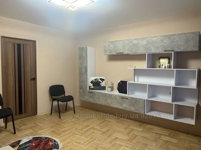 Rent an apartment, Czekh, Mikolaychuka-I-vul, Lviv, Shevchenkivskiy district, id 4569136
