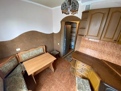 Rent an apartment, Czekh, Khutorivka-vul, 30, Lviv, Sikhivskiy district, id 4710454