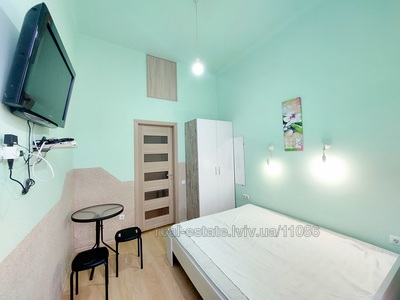 Rent an apartment, Austrian, Dzherelna-vul, Lviv, Galickiy district, id 5004435