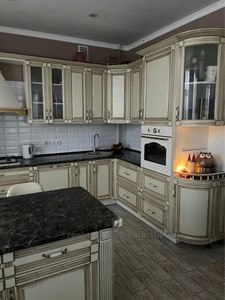 Rent an apartment, Khmelnickogo-B-vul, Lviv, Shevchenkivskiy district, id 4777398