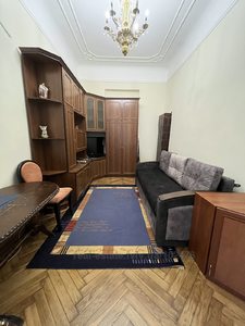 Rent an apartment, Austrian, Doroshenka-P-vul, Lviv, Galickiy district, id 5110926