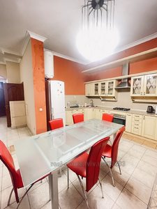 Rent an apartment, Valova-vul, Lviv, Galickiy district, id 5158282