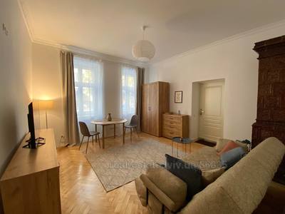 Rent an apartment, Building of the old city, Lichakivska-vul, Lviv, Lichakivskiy district, id 4848453