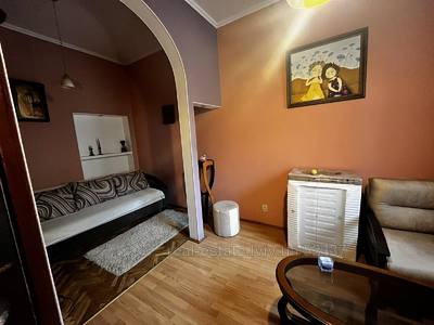 Rent an apartment, Lisenka-M-vul, Lviv, Galickiy district, id 4729942