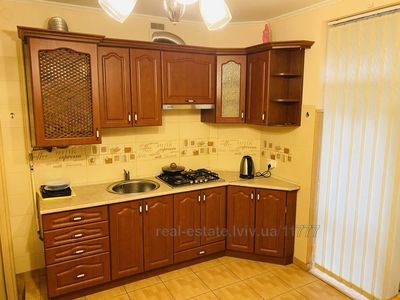 Rent an apartment, Austrian, Shevchenka-T-prosp, Lviv, Galickiy district, id 5129145