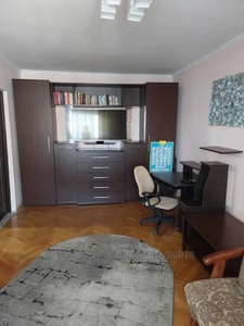 Rent an apartment, Pulyuya-I-vul, Lviv, Frankivskiy district, id 4751091