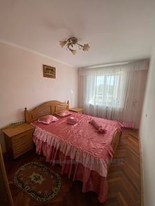 Rent an apartment, Czekh, Shevchenka-T-vul, Lviv, Shevchenkivskiy district, id 4771900